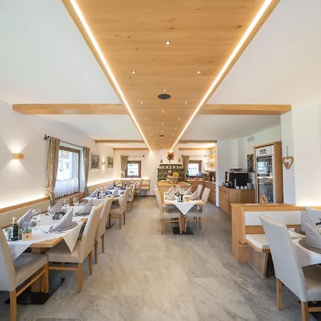 Hotel Fontana 3*